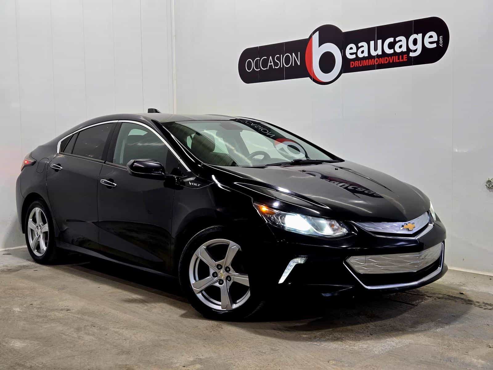 2017 Chevrolet Volt LT - Image 1