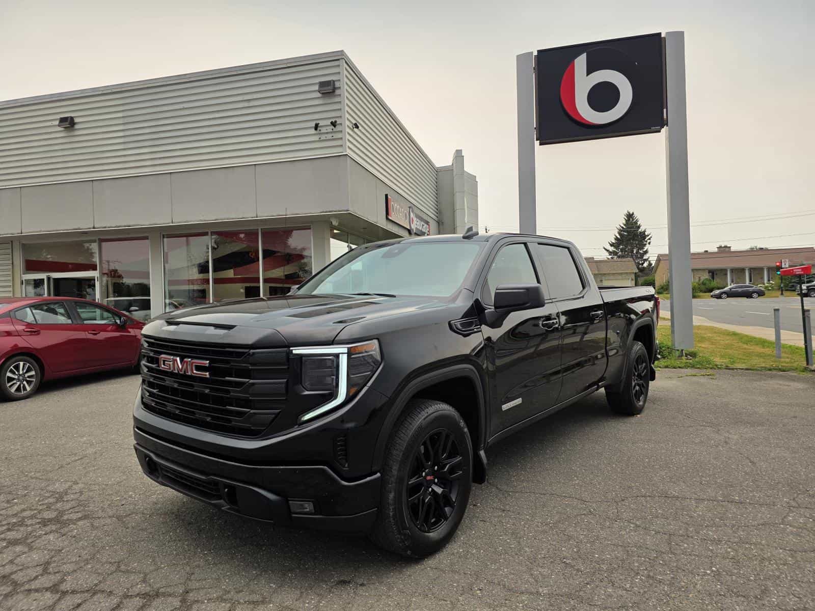 2024 GMC Sierra 1500 Elevation - Image 1