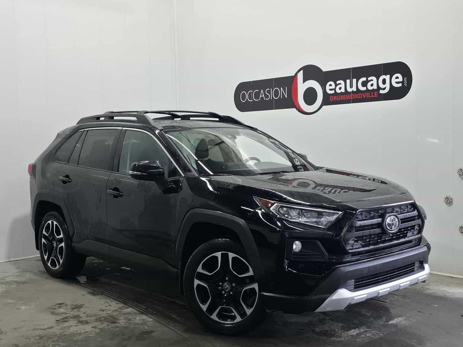 2019 Toyota Rav4 Trail - Image 1