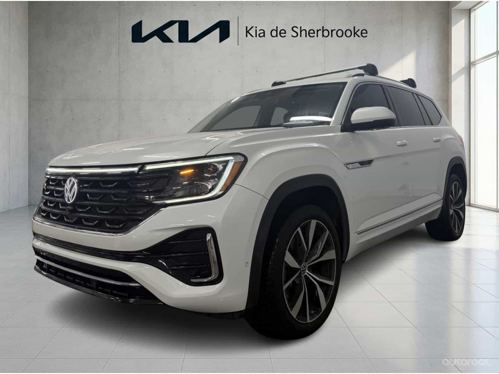 2024 Volkswagen Atlas Execline - Image 1