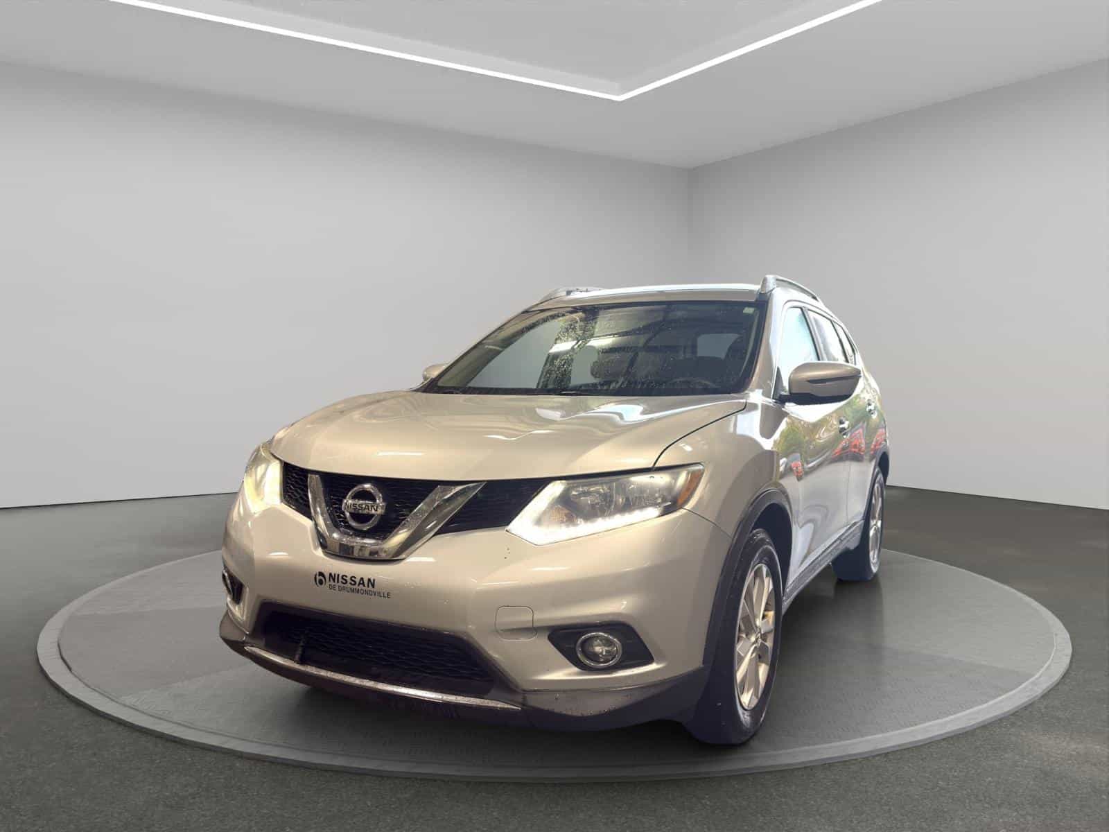 2016 Nissan Rogue SV Special Edition - Image 1