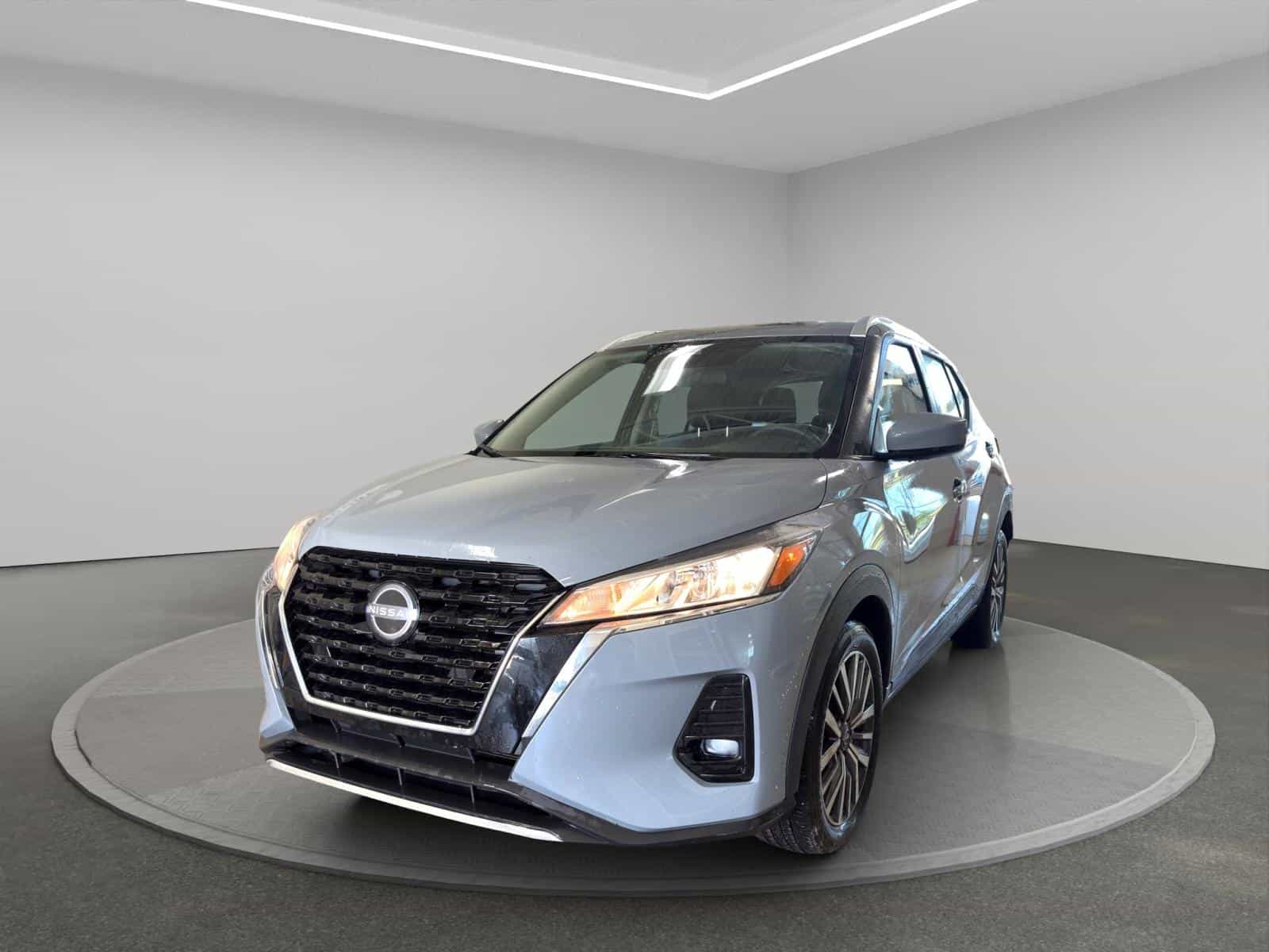 2024 Nissan Kicks SV - Image 1