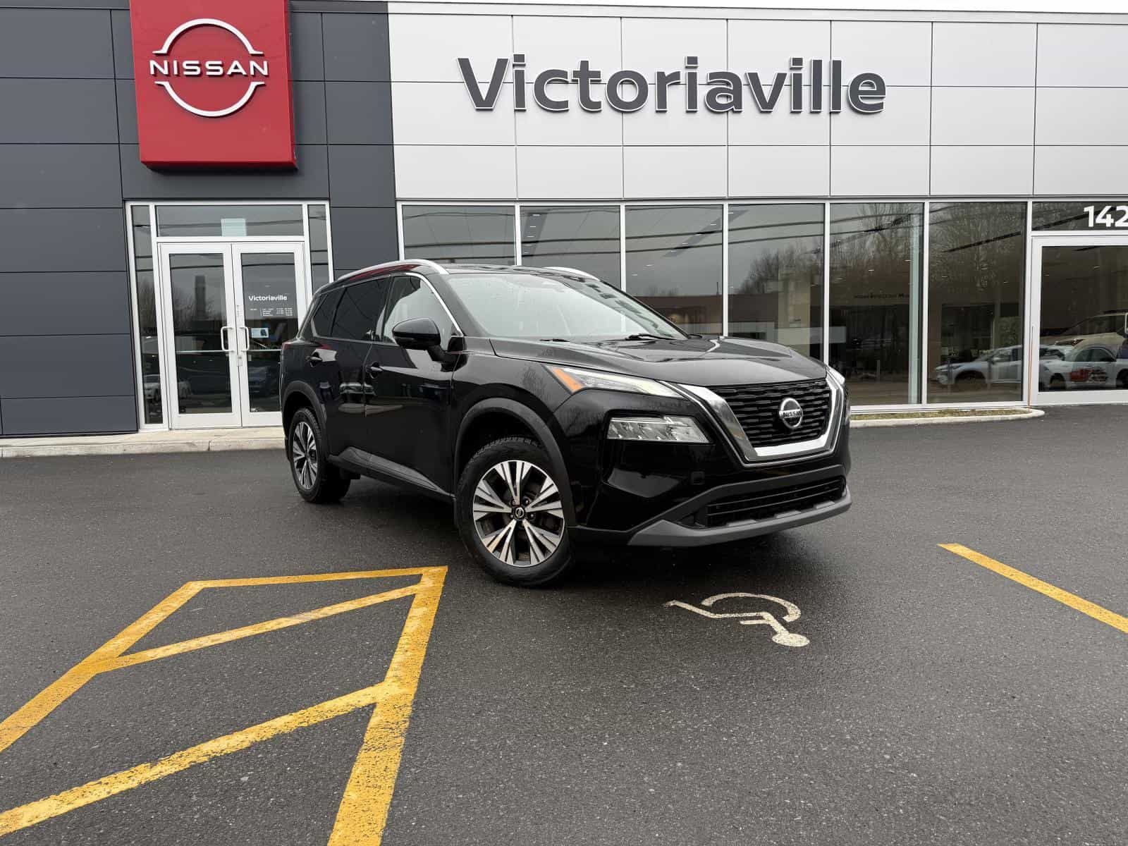 2021 Nissan Rogue SV - Image 1