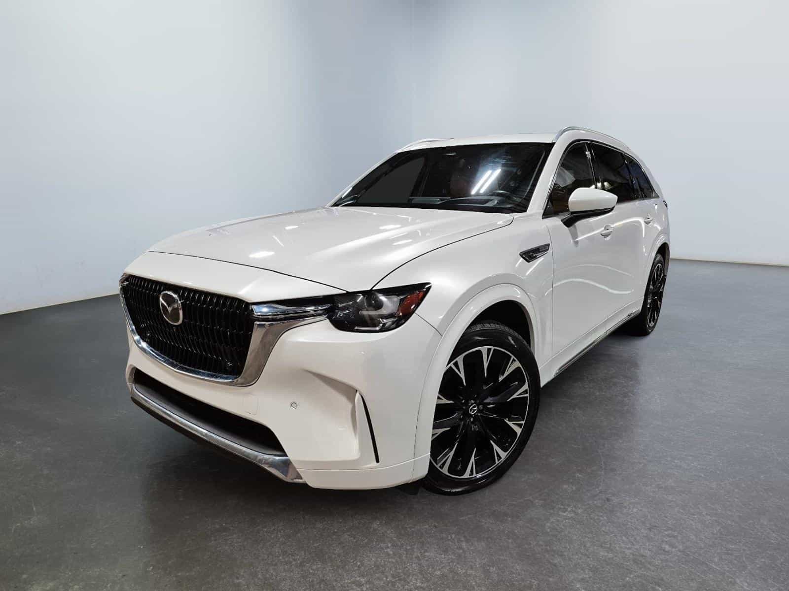 2024 Mazda CX-90 Signature MHEV - Image 1