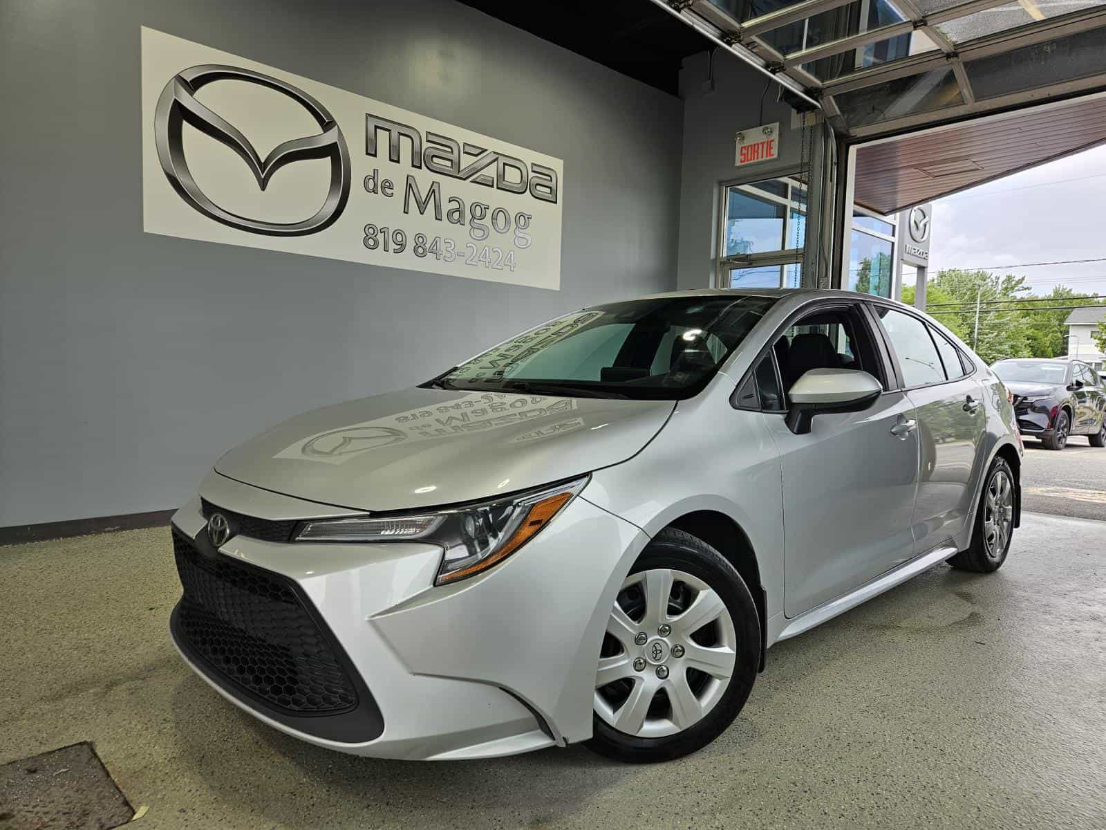 2020 Toyota Corolla LE - Image 1