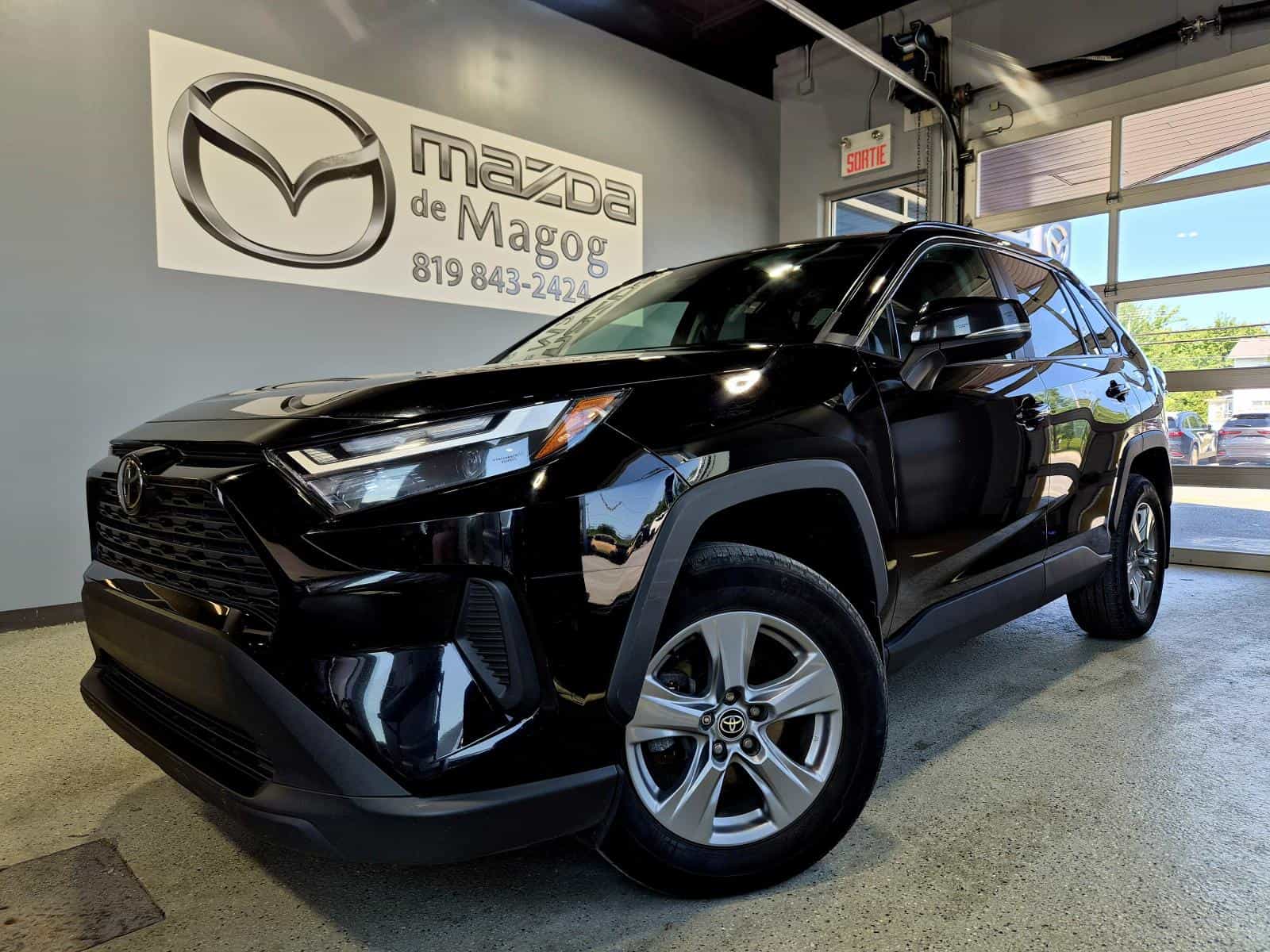 2022 Toyota Rav4 XLE - Image 1