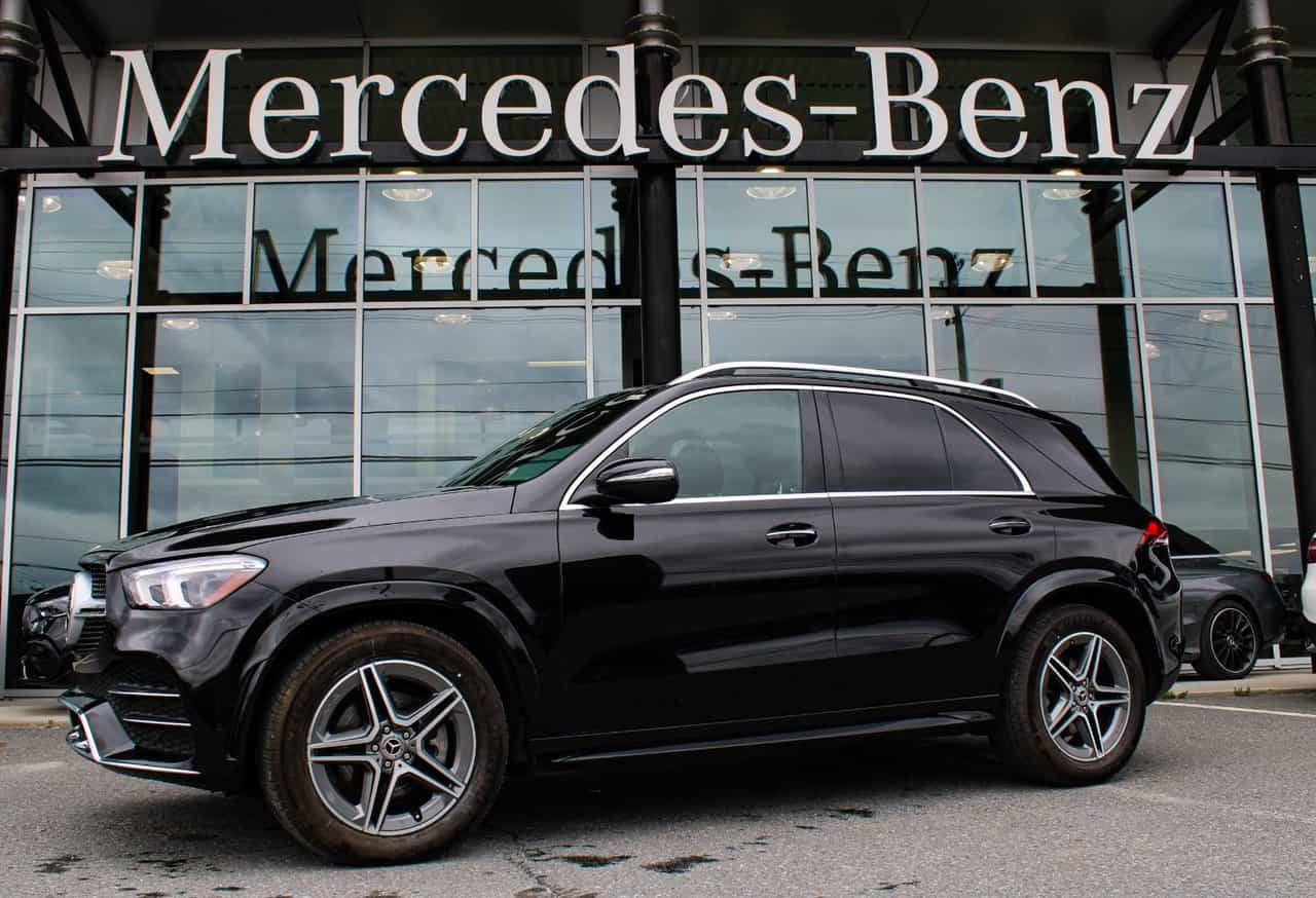 2023 Mercedes-Benz GLE 350 4MATIC - Image 1