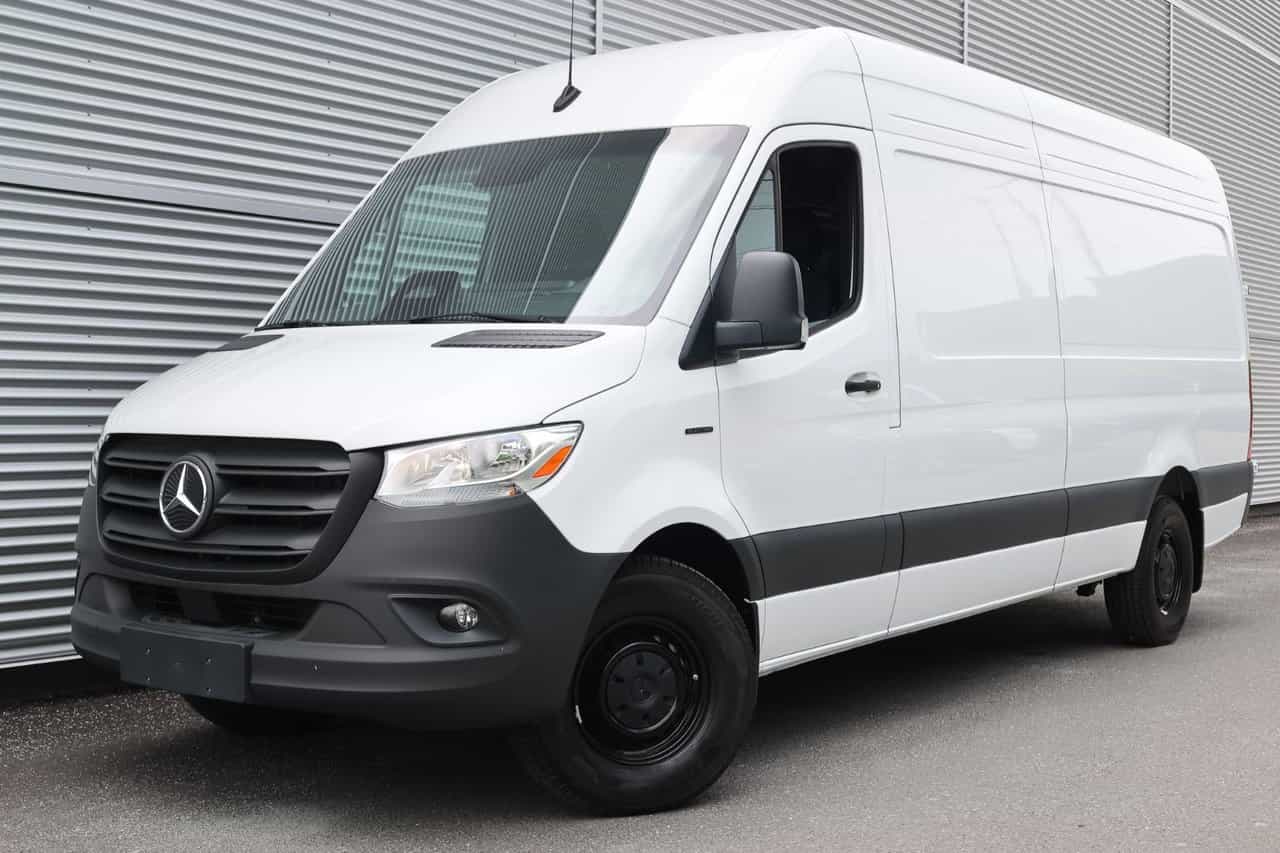 Image 1 Mercedes-Benz ESprinter Cargo Van 170 Wheelbase High Roof RWD 2025