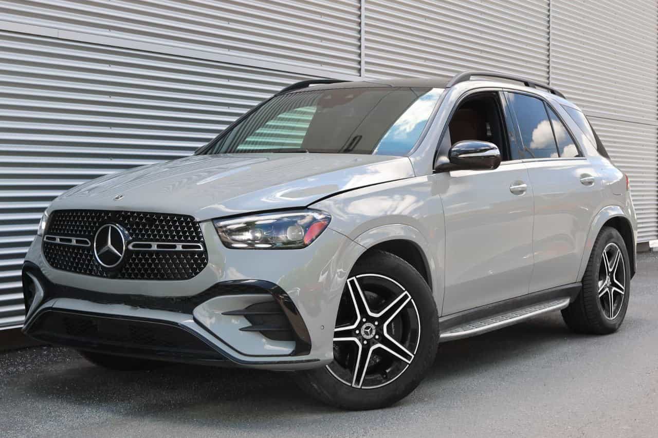 Image 1 Mercedes-Benz GLE GLE450e 2025