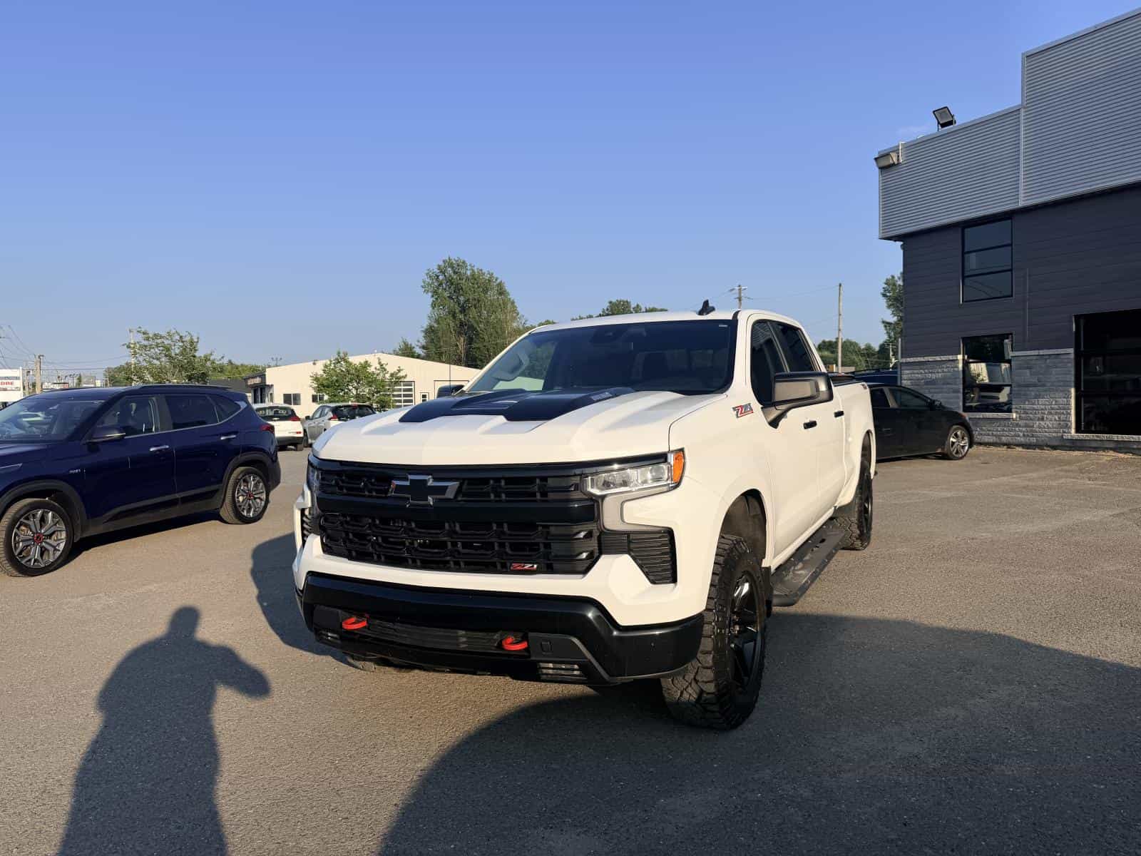 2023 Chevrolet Silverado 1500 LT Trail Boss - Image 1