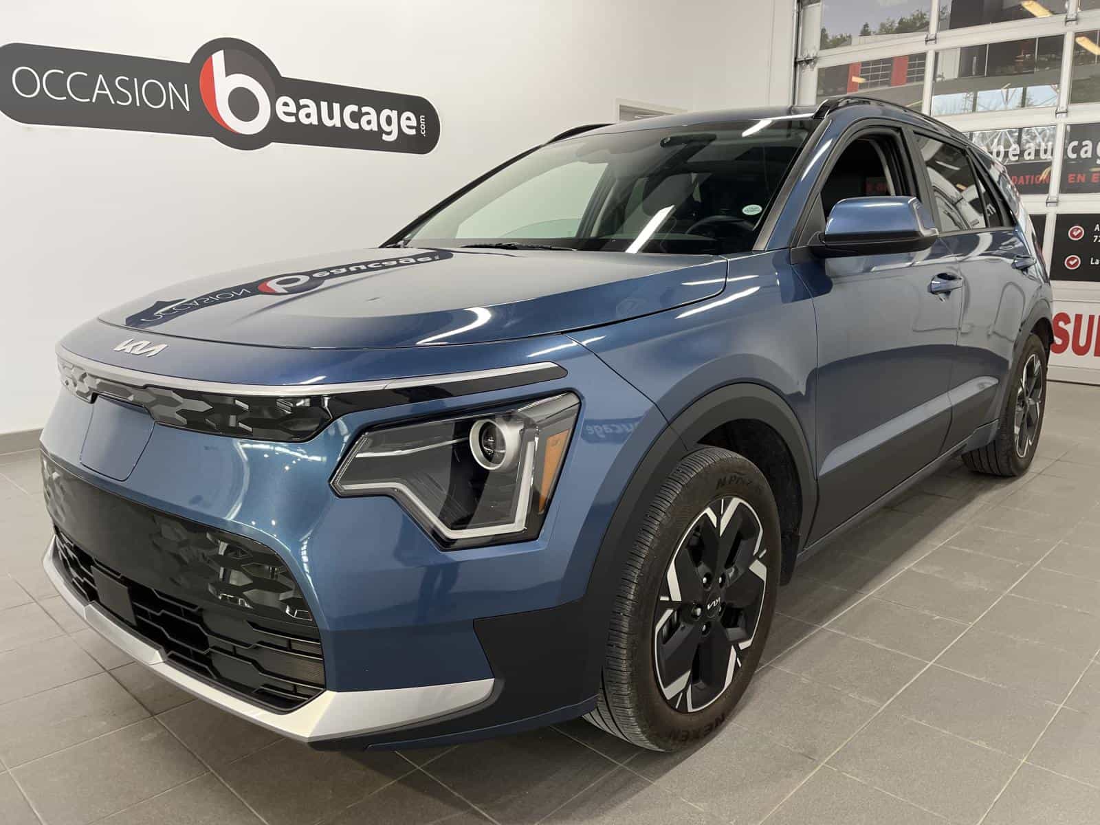 2023 Kia Niro EV Premium+ - Image 1