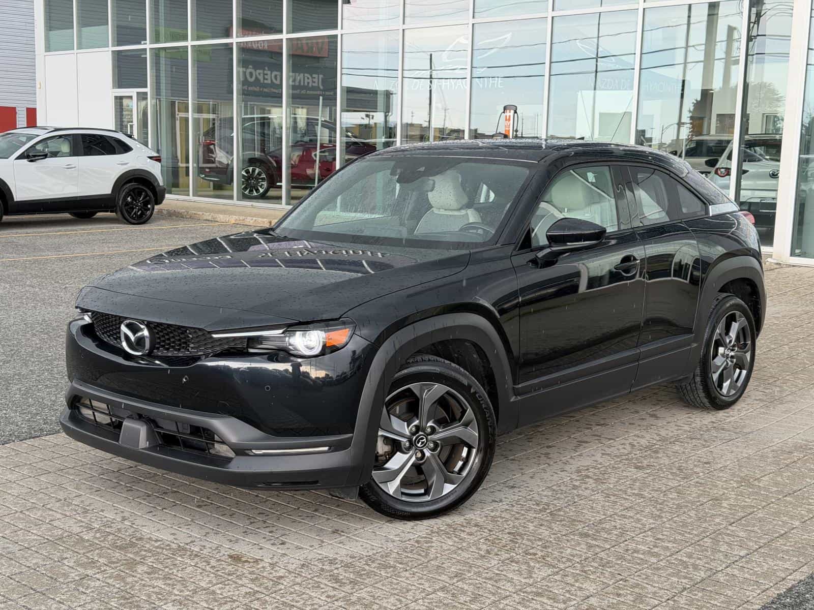2022 Mazda MX-30 GT - Image 1