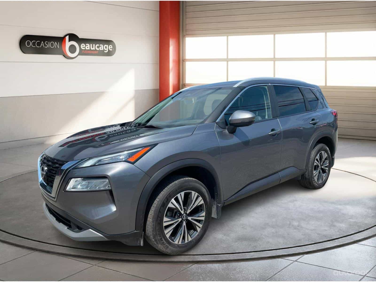 2023 Nissan Rogue SV Moonroof - Image 1