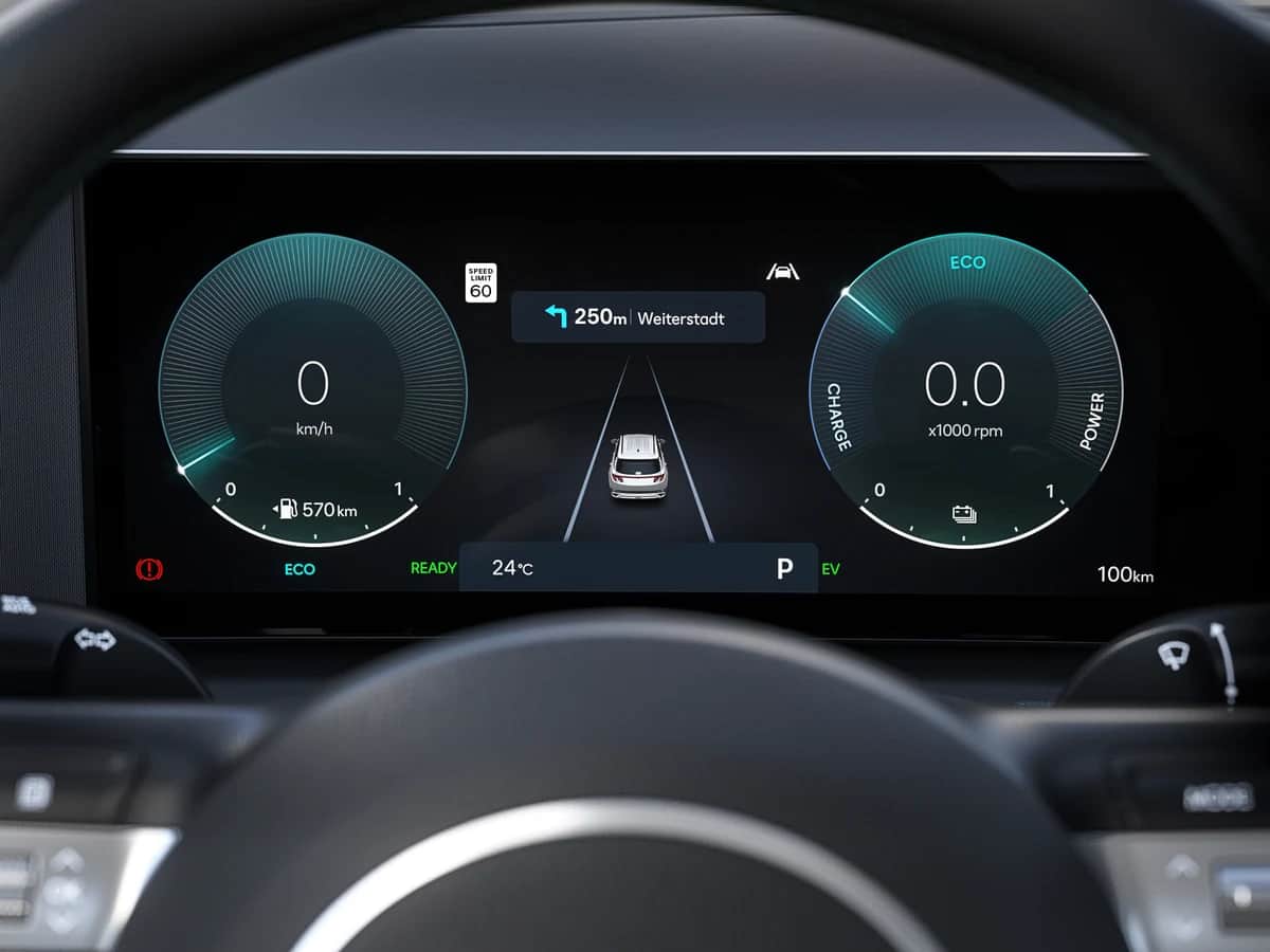 Bloc d'instruments numérique du Hyundai Tucson hybride rechargeable 2026 : jauges de charge et mode EV