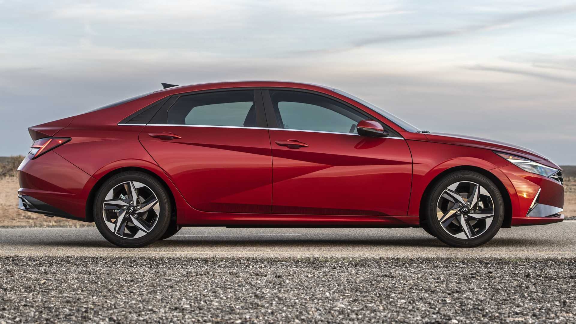 Hyundai magog elantra 2021 voiture de lannée 2