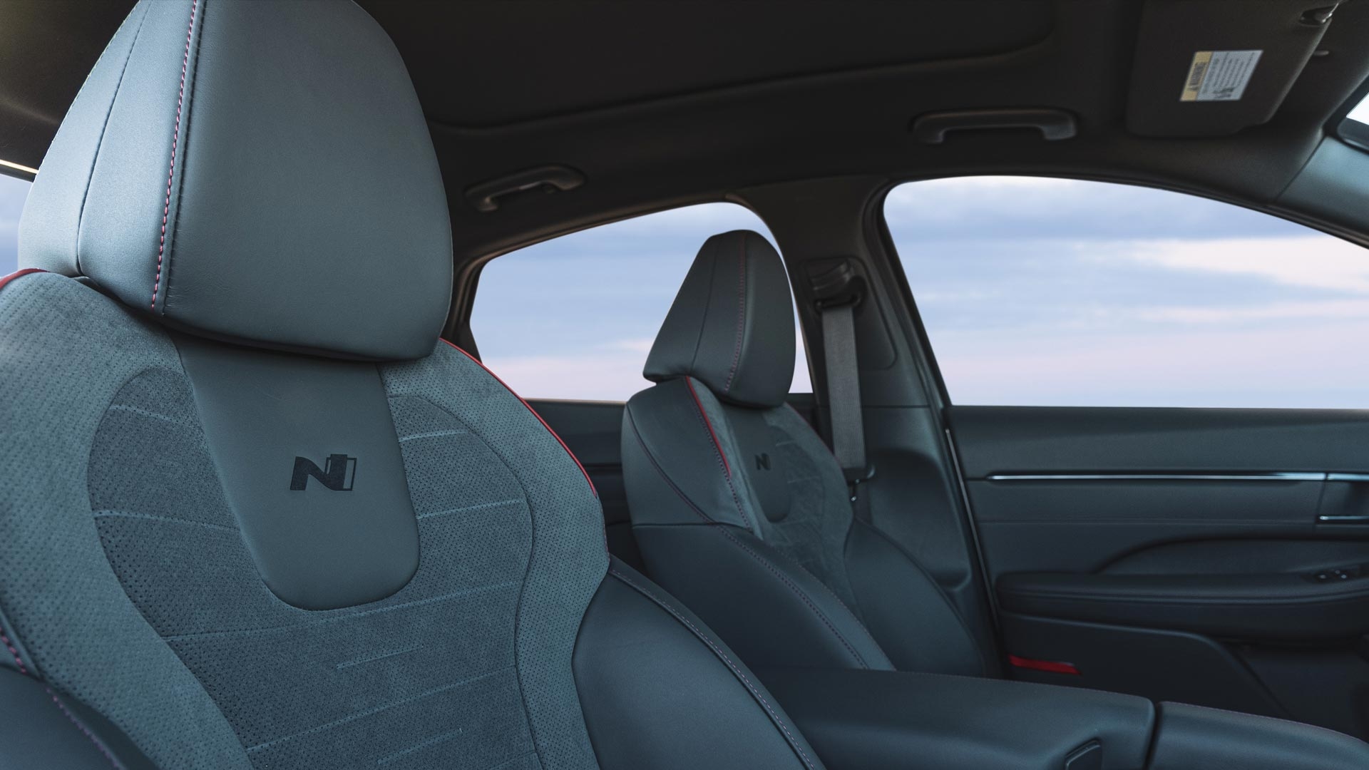 PRECOMMANDE-HYUNDAI-MAGOG-SONATA-2025_sieges