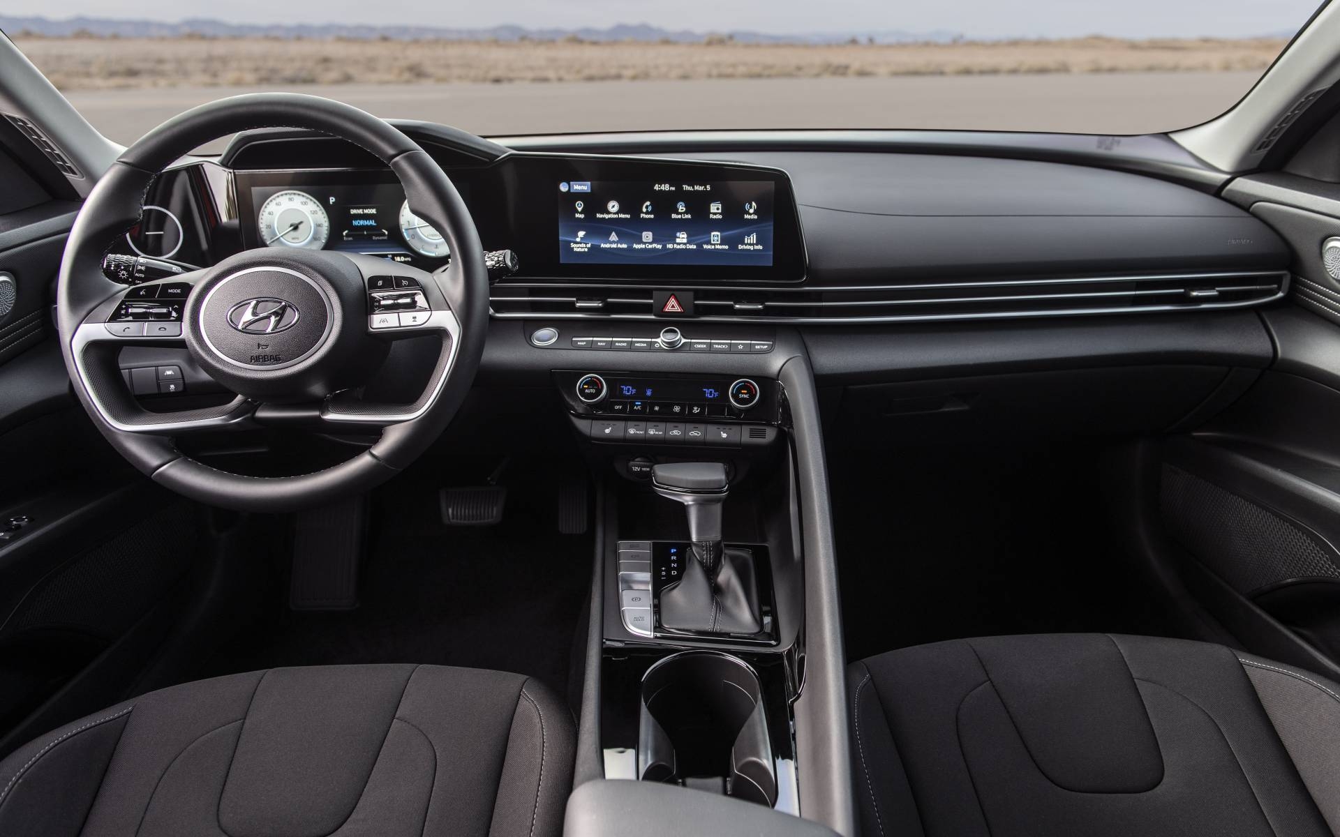 Hyundai magog elantra 2021 voiture de lannée 3