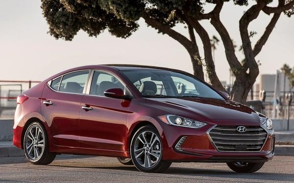 Hyundai Elantra 2017 : au-delà de vos attentes