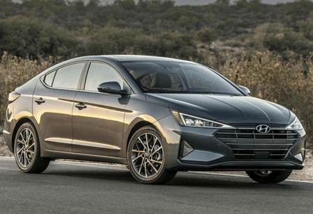 Hyundai Elantra 2020 : avant de choisir une Honda Civic...